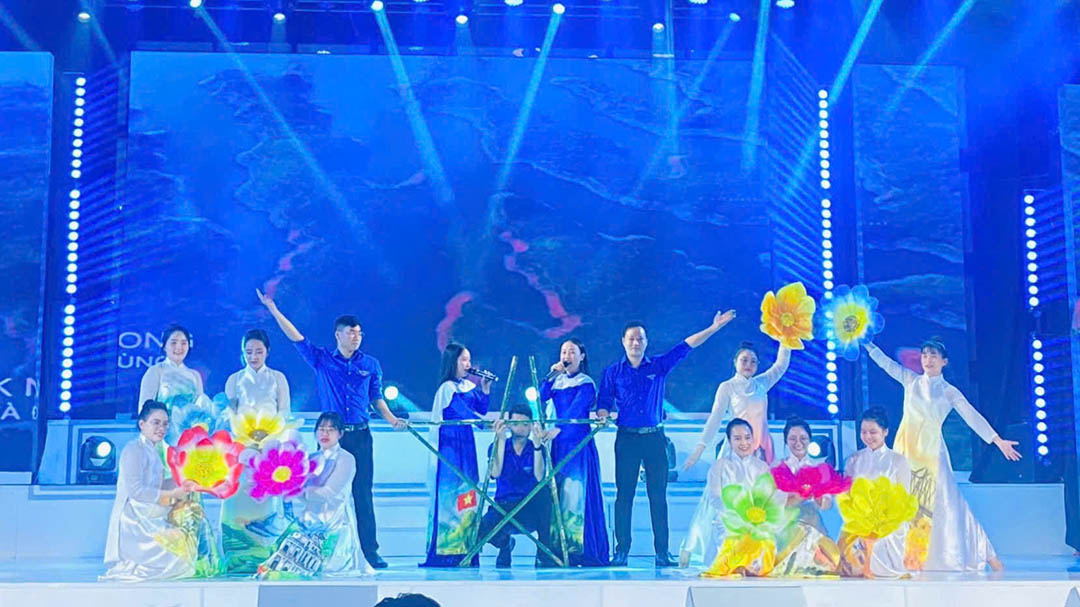 hoi thi hat ve thoi hoa do nam 2025 5