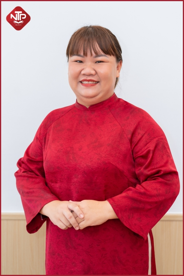 Cô Nguyễn Thị Ý Nhi