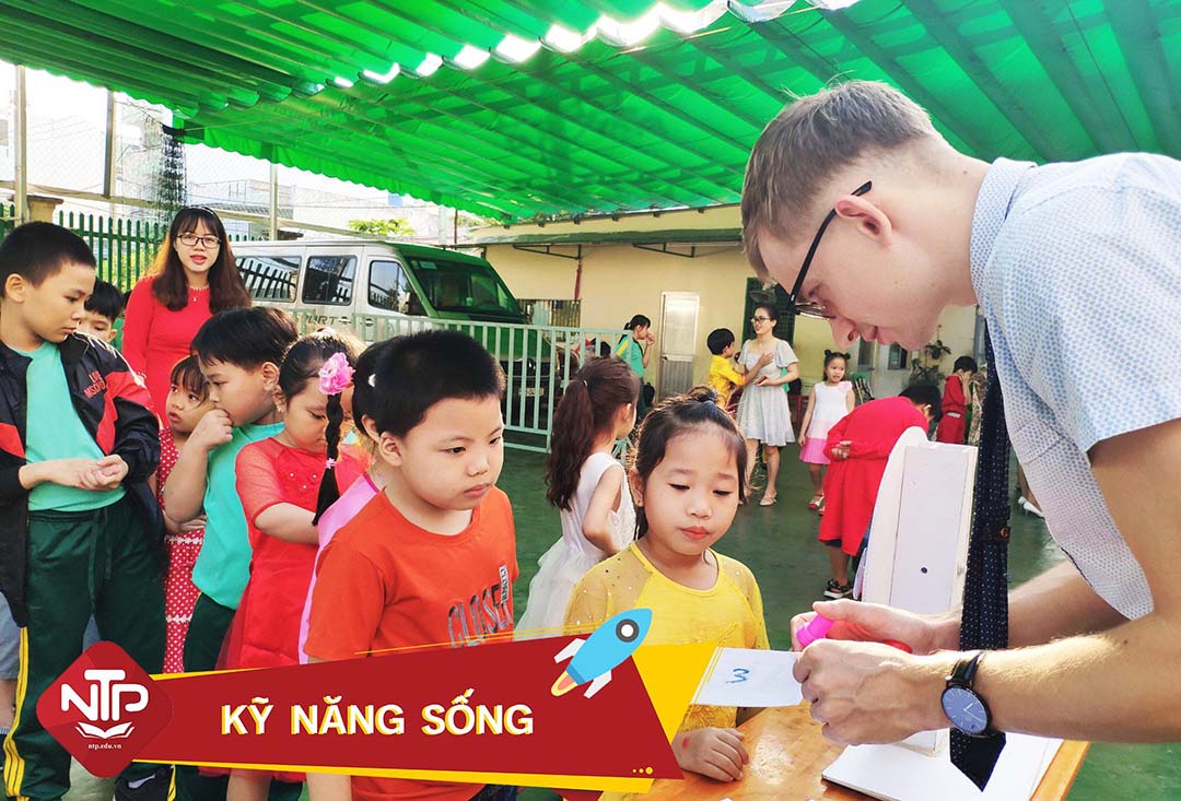 hoat dong he vui khoe bo ich an toan 2020 8