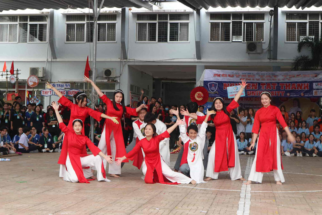 hoi trai truyen thong lan thu xv 2023 6