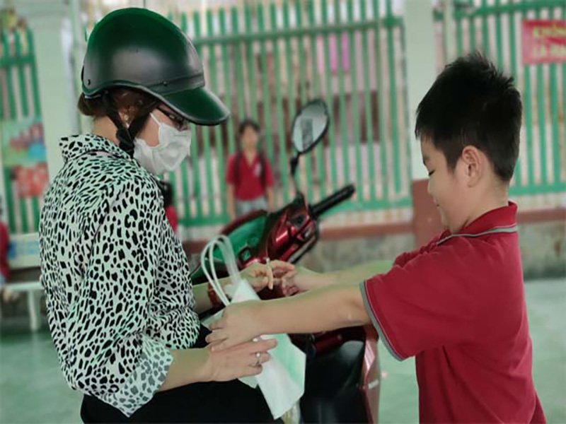 Ngày 8 tháng 3 tràn đầy tình yêu thương