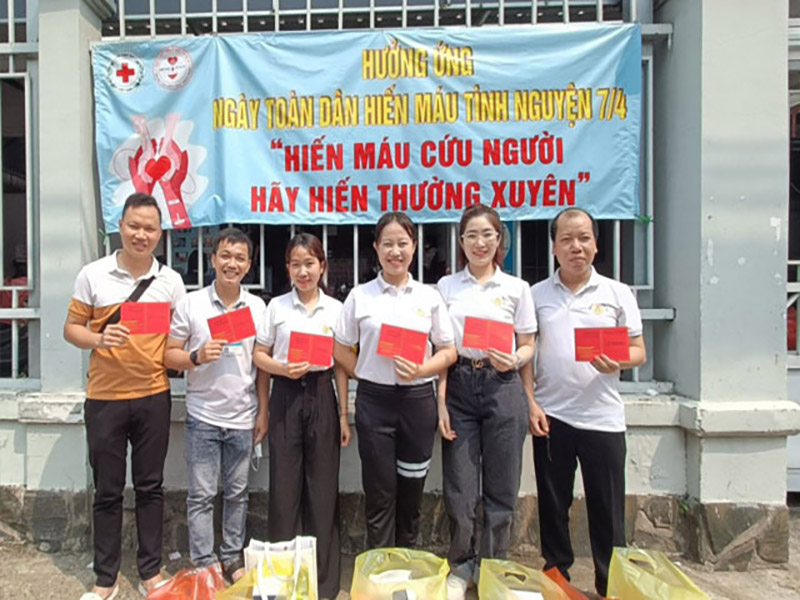 Đoàn viên hưởng ứng phong trào hiến máu nhân đạo năm 2023