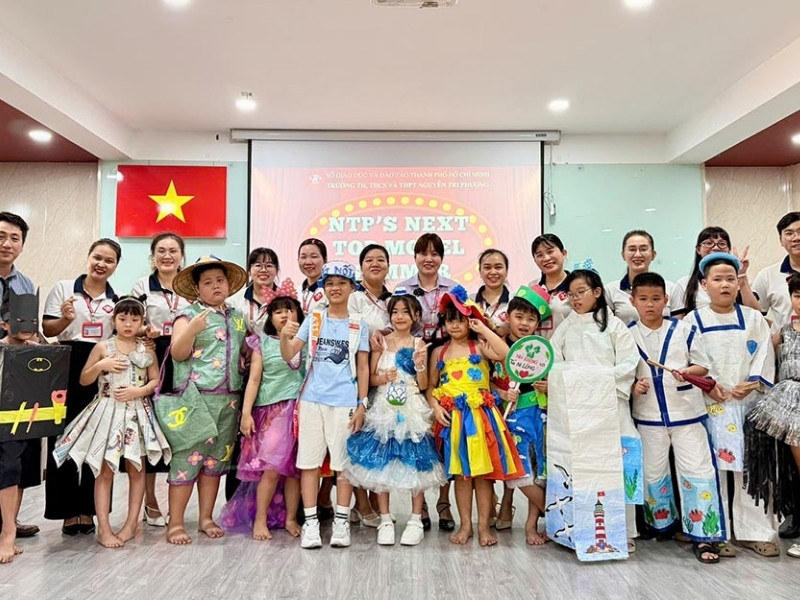 Siêu mẫu nhí với môi trường xanh - sạch -đẹp