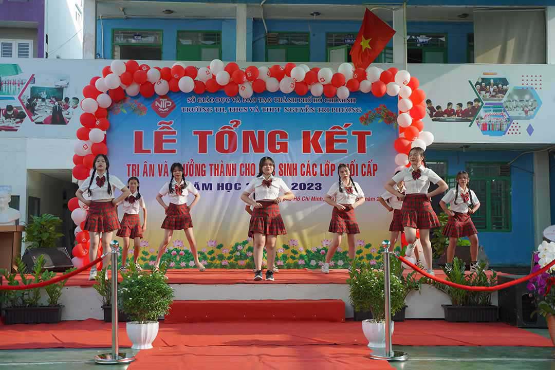 le tong ket nam hoc 2022 2023 4