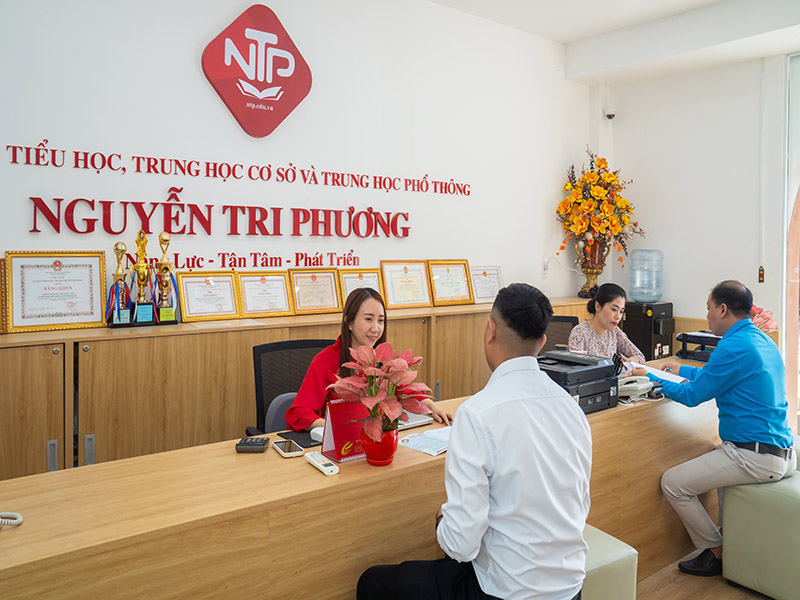 Hồ sơ nhập học